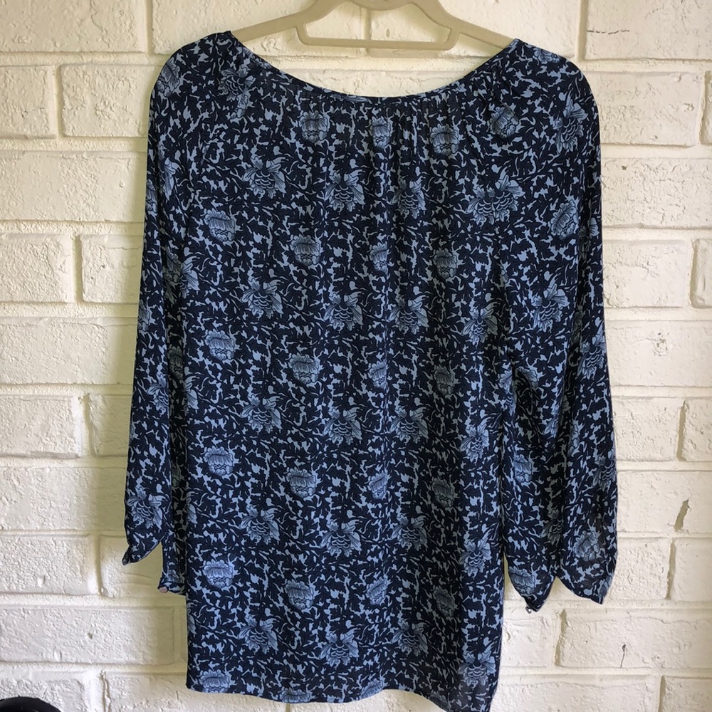 Banana Republic blouse
